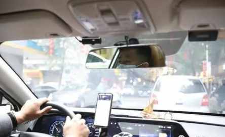 拖欠工资、无故拖走车辆，“保底”网约车司机，把公司告赢了！