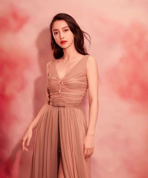 直播掉马后全世界求我抖音短剧免费播放完整版